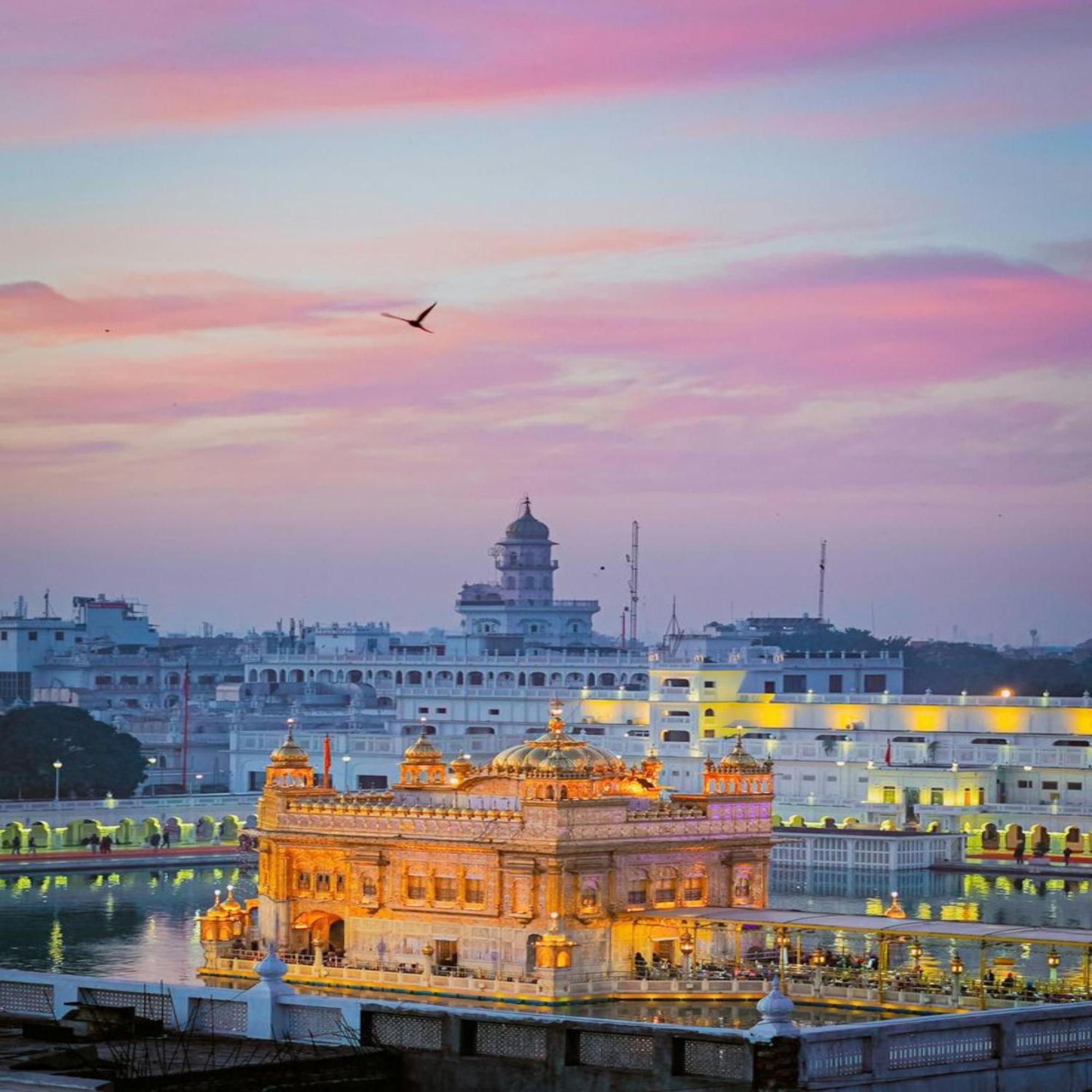Hotel Jogi Guest House Welcome All Families, Friends, Groups, Couples, Singles Fully Airconditioner, Attach Washrooms, Lift, Wifi, 24 Hours Room Service, Power Backup Amritsar Bagian luar foto