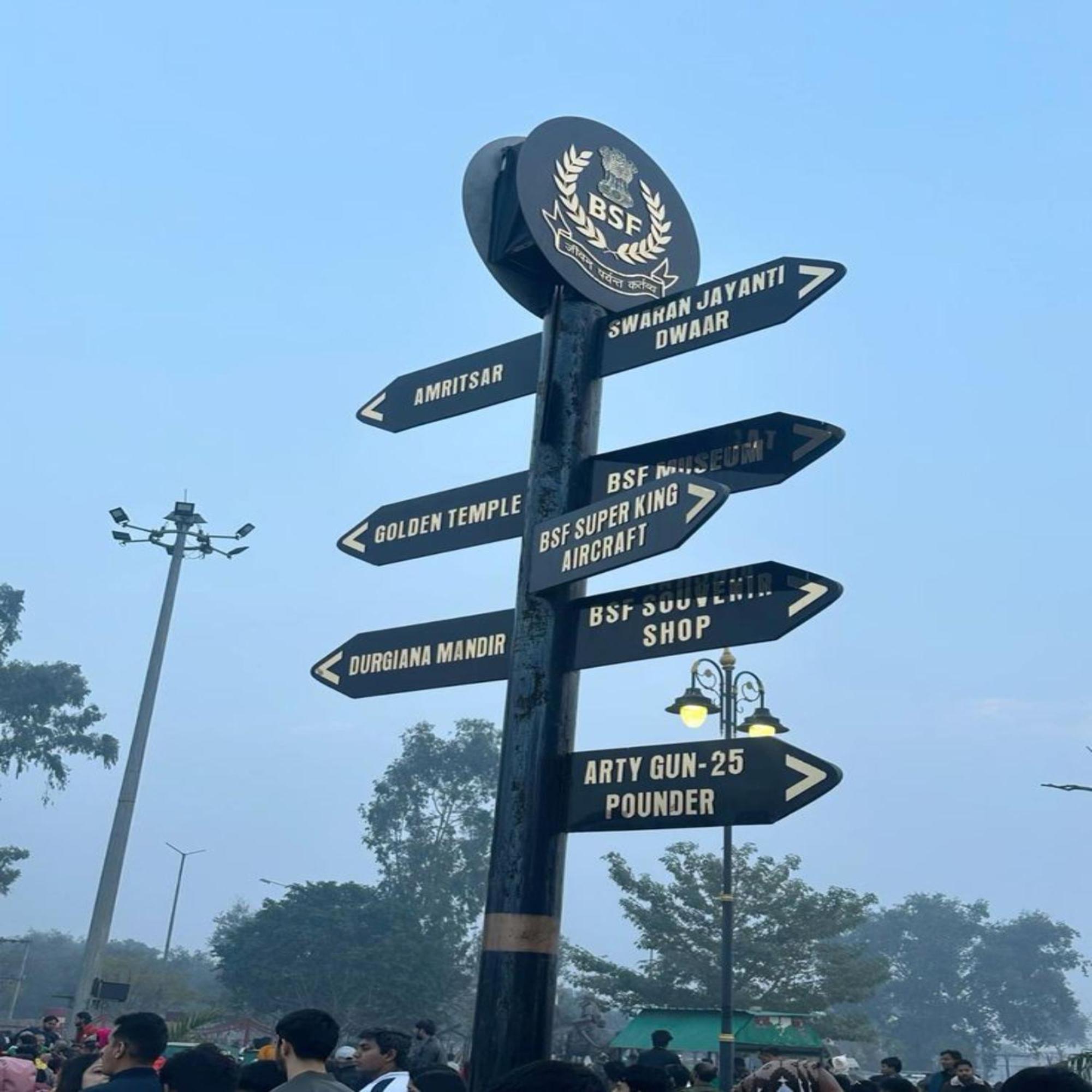 Hotel Jogi Guest House Welcome All Families, Friends, Groups, Couples, Singles Fully Airconditioner, Attach Washrooms, Lift, Wifi, 24 Hours Room Service, Power Backup Amritsar Bagian luar foto